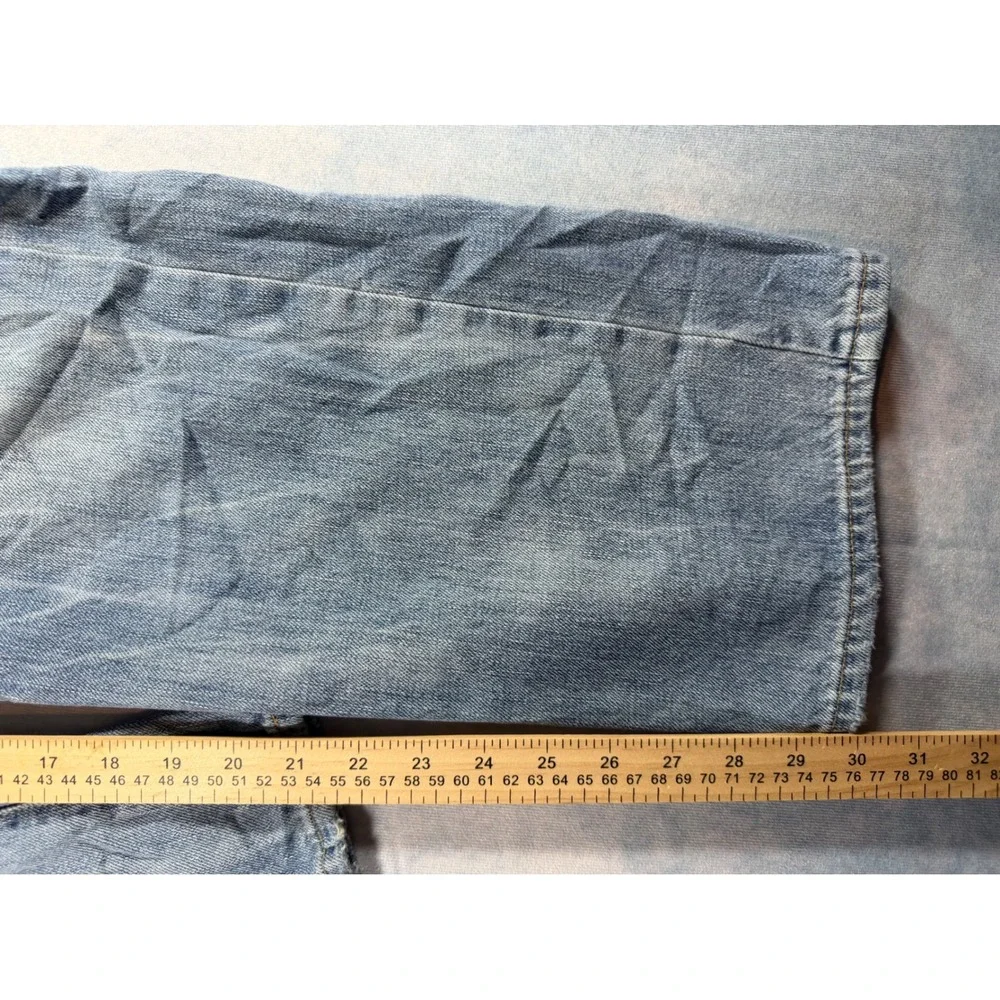 American Eagle Outfitters excellent pre